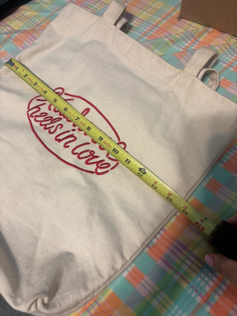 Uniqlo Head Over Heels In Love Cream Tote Bag with Red Embroidery - Picture 6 of 6